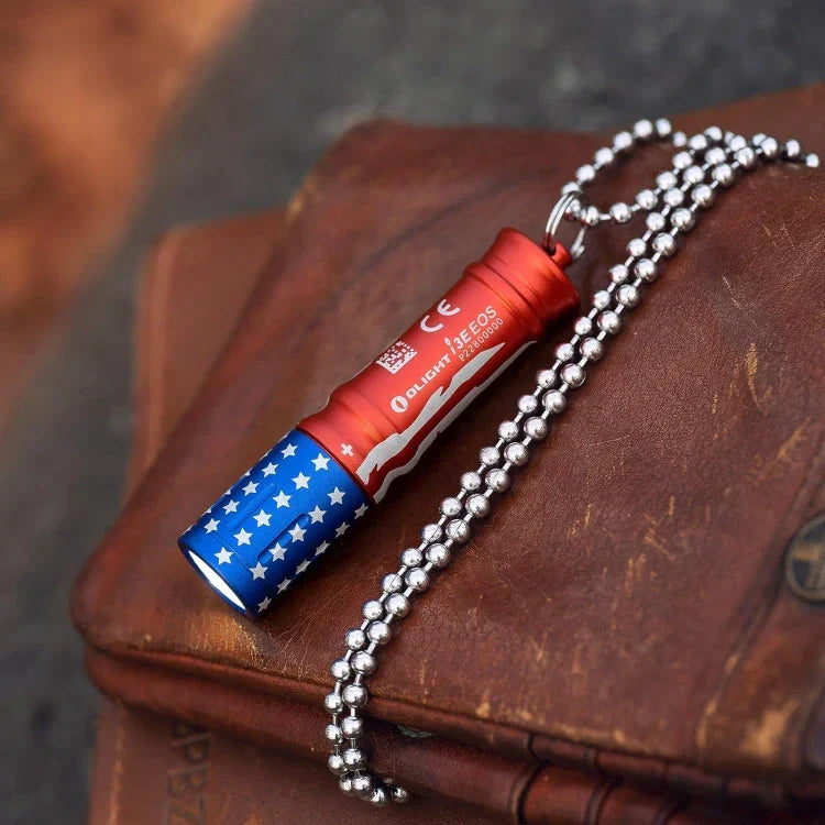 OLIGHT I3ESTARSSTRIPES i3E EOS Keychain Flashlight - Stars & Stripes Edition